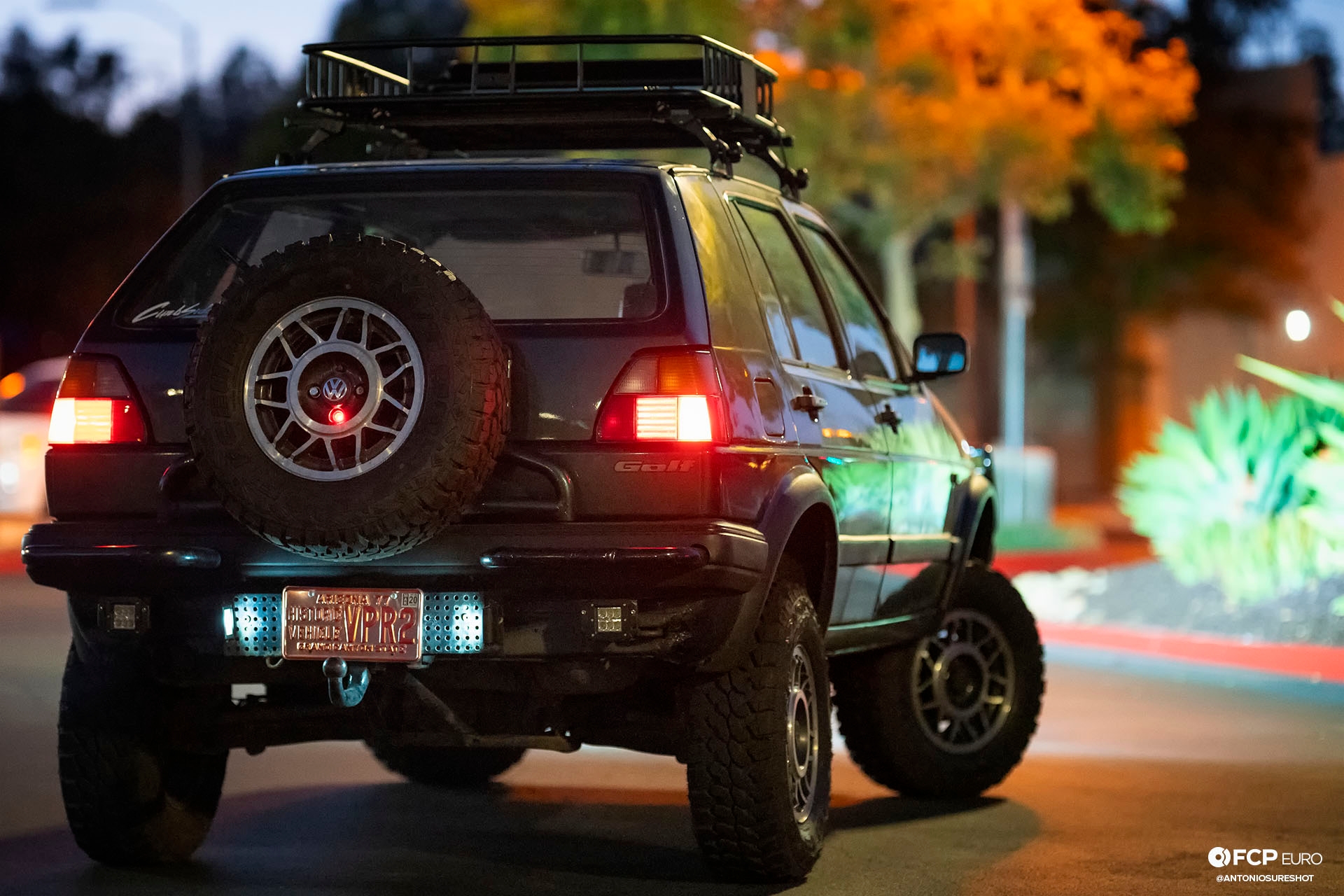 Turbo-Diesel VW Golf Country Rear