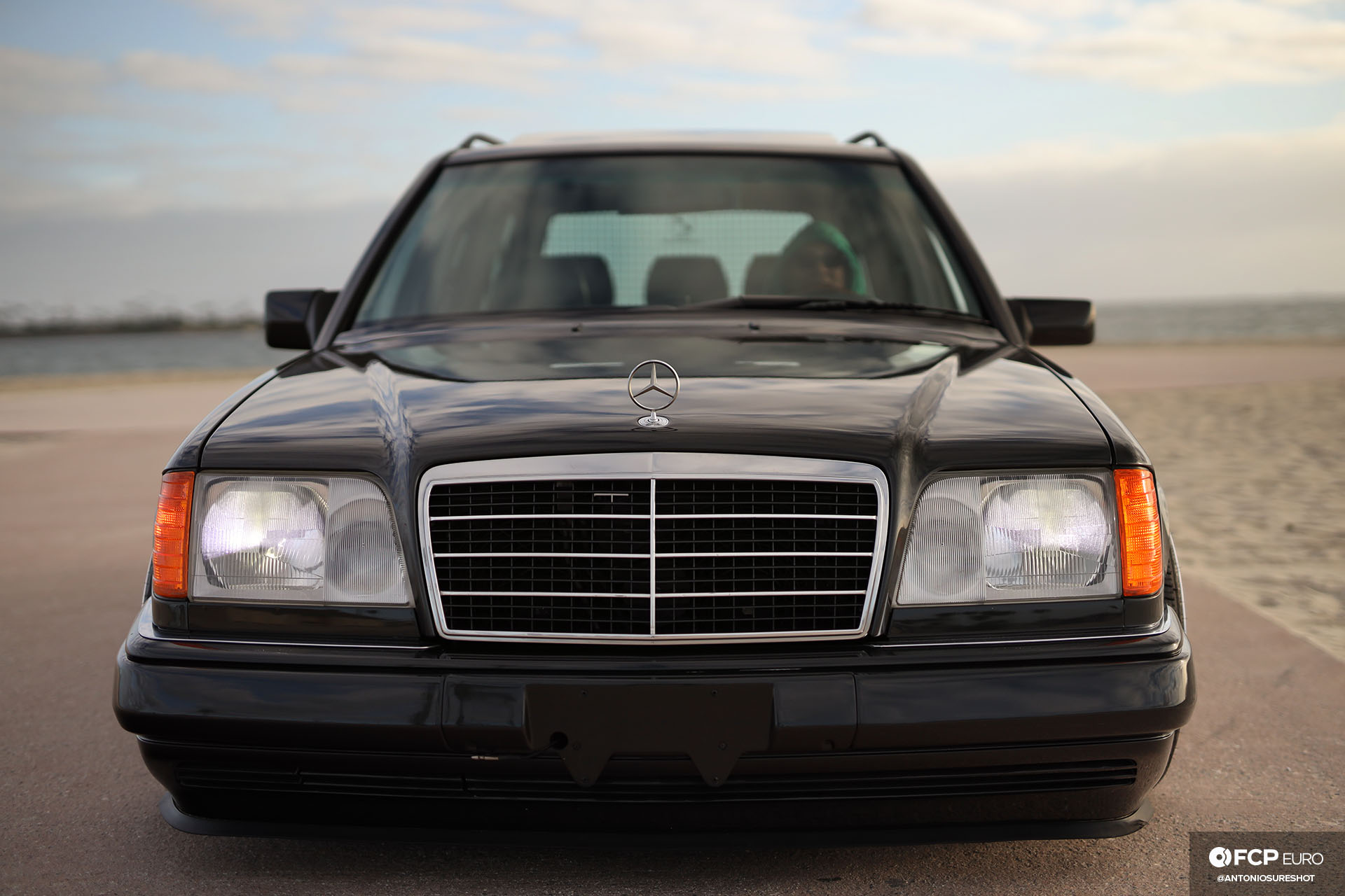S124 Mercedes Benz E320 wagon 