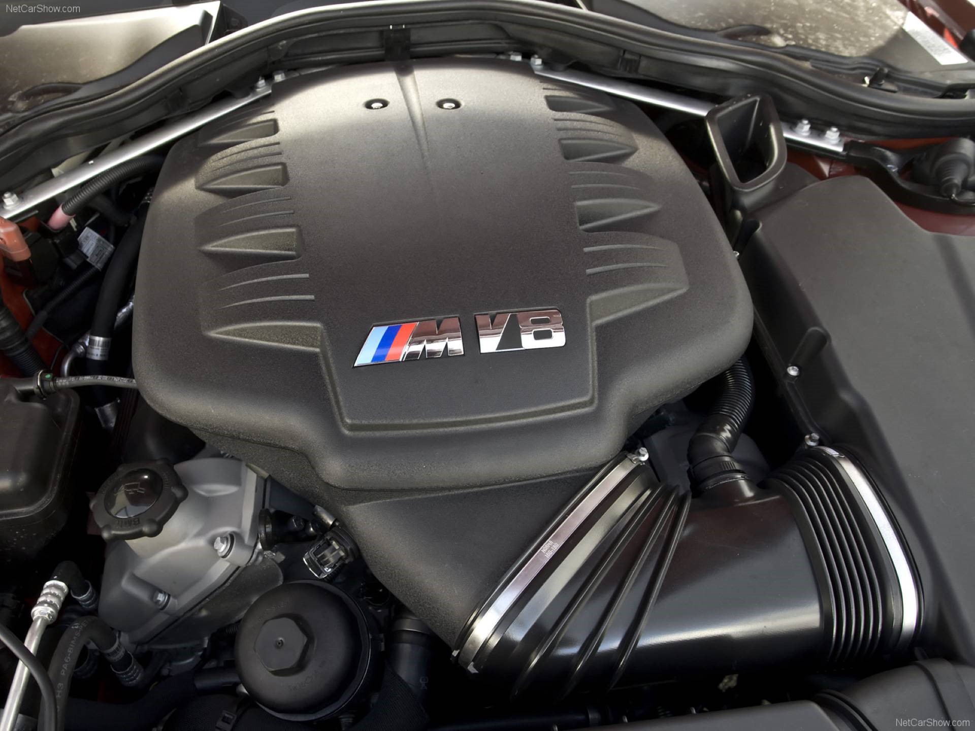 BMW-M3 S65 Engine
