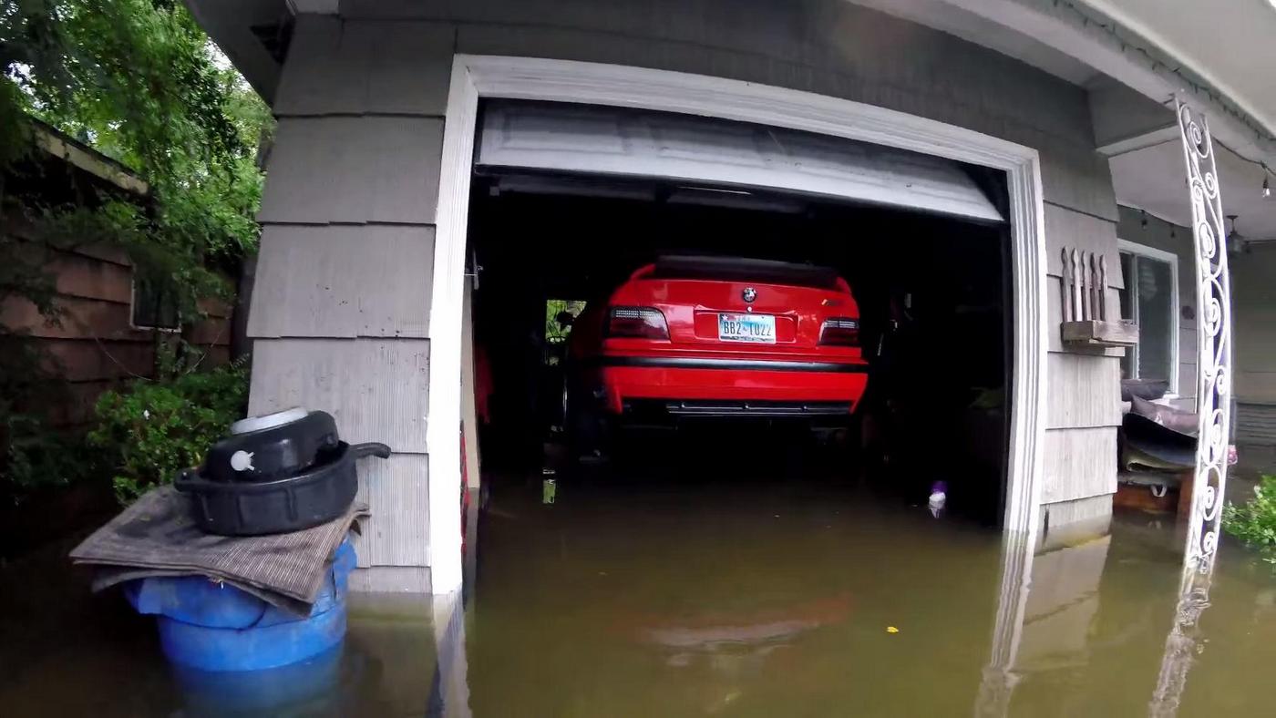 E36 M3 Avoiding Harvey
