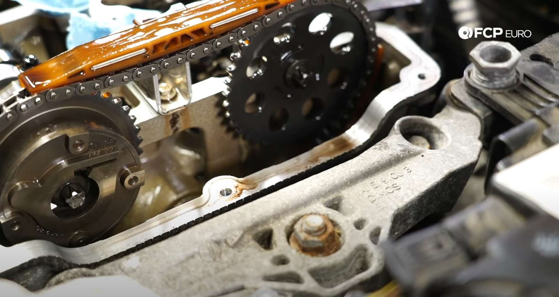 DIY MINI R56 Timing Chain Replacement main engine mount bracket