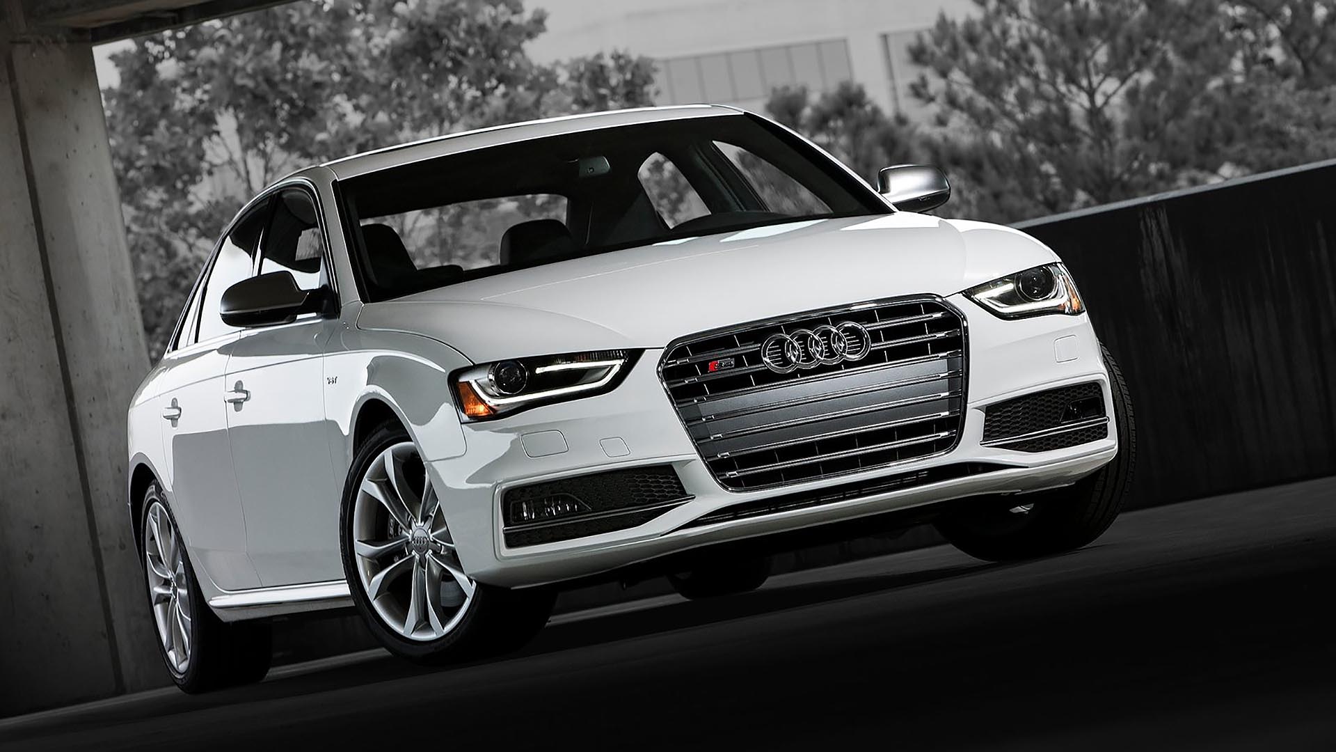 05_B8 Audi S4 front