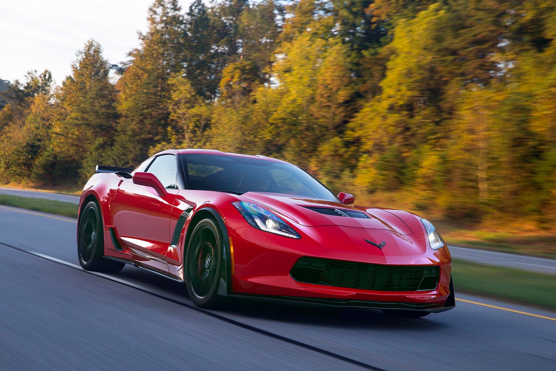 06_Chevrolet-CorvetteZ06-front red
