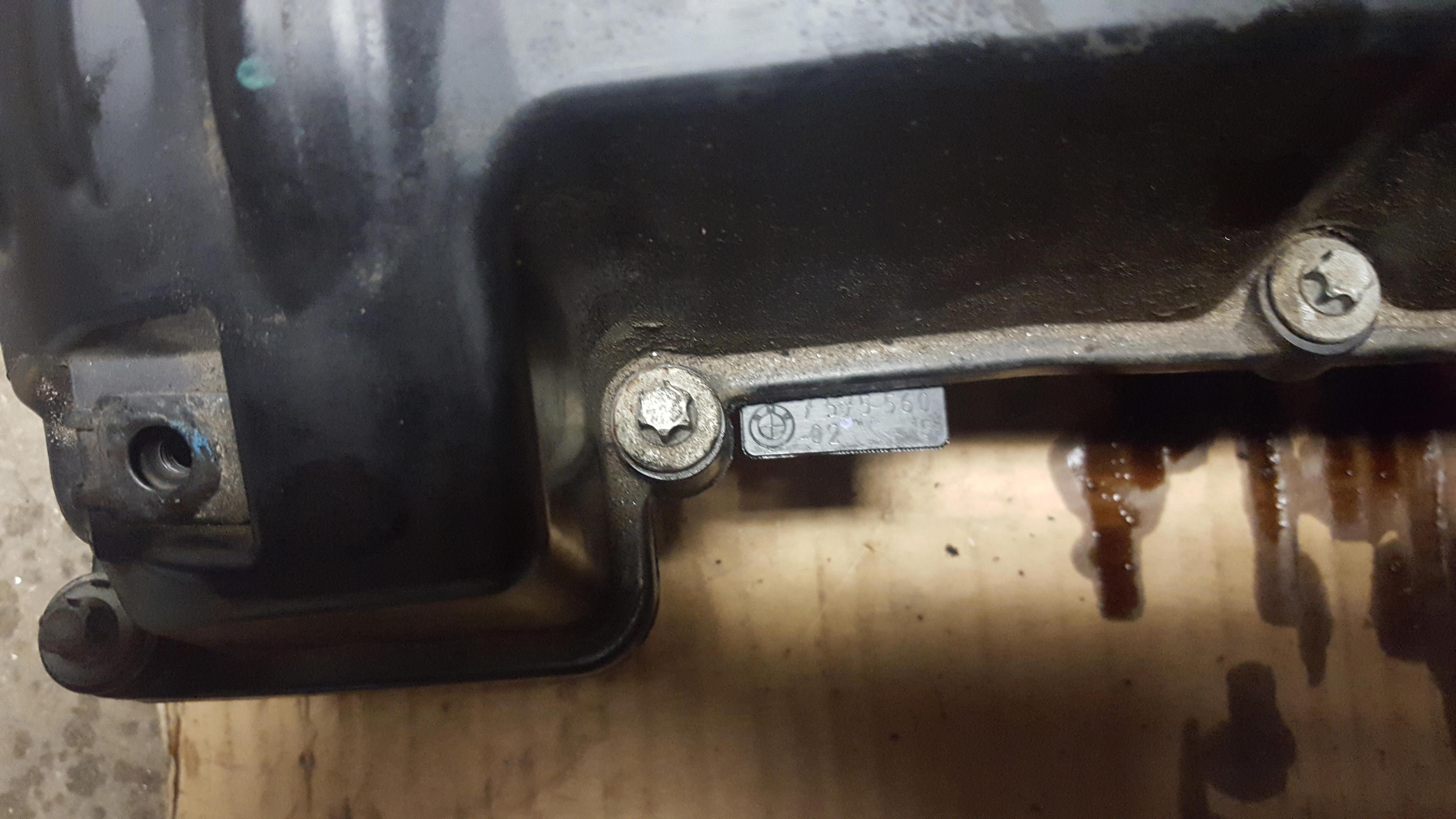 bmw-valve-cover