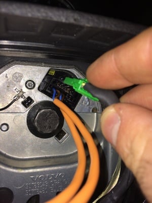 volvo-airbag-wiring