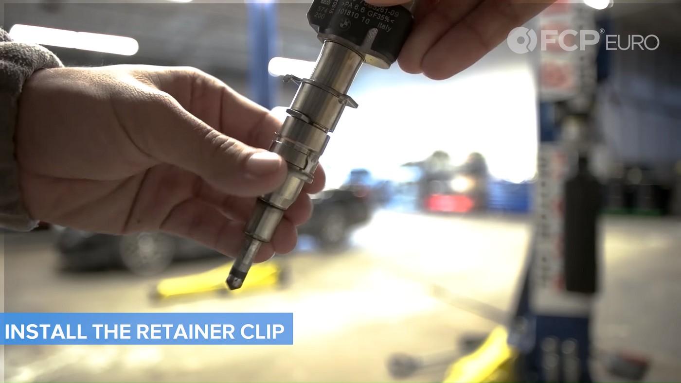 N54 Injector Retaining Clip