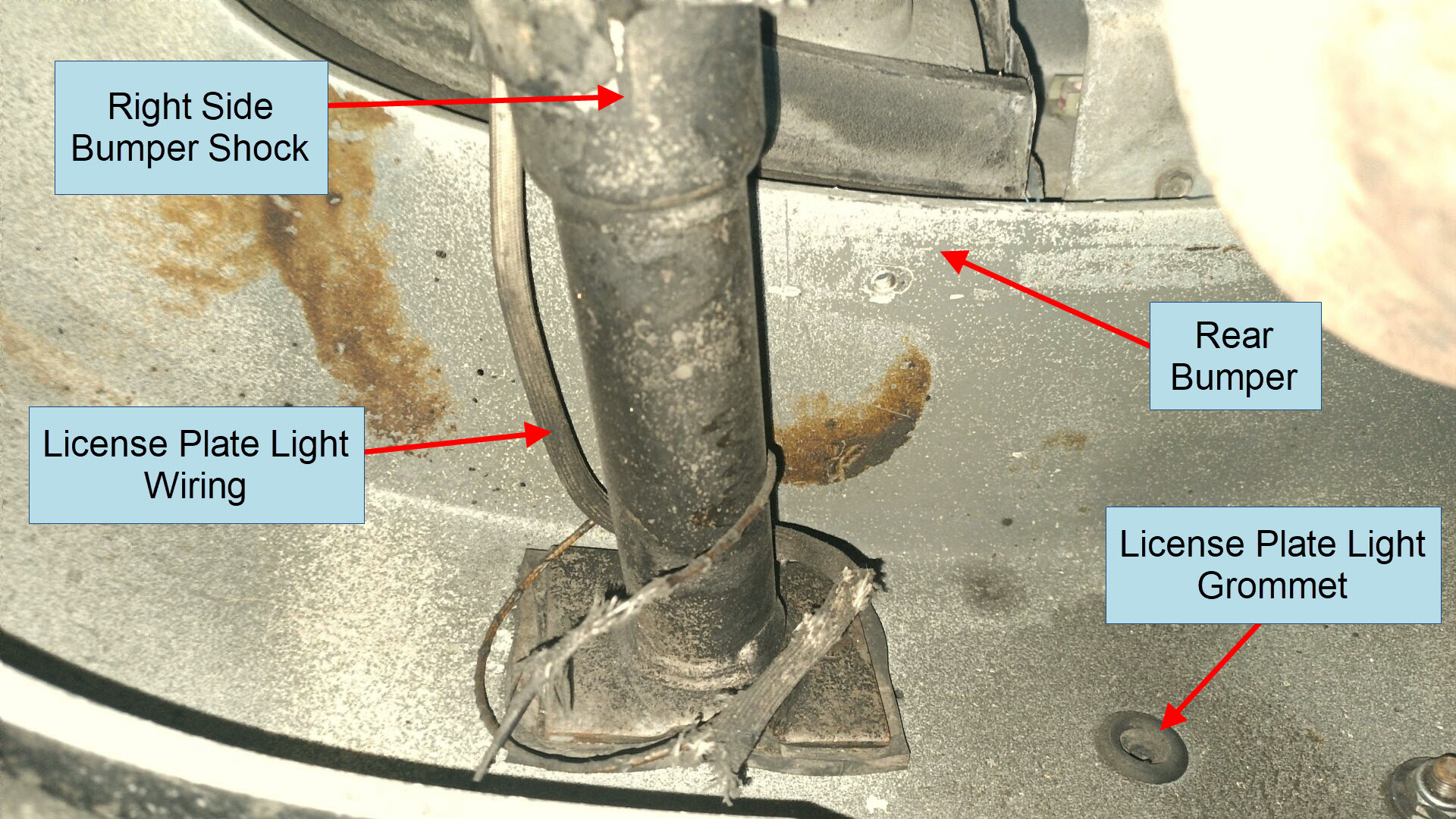 Air-cooled Porsche 911 bumper shock and license plate light wiring