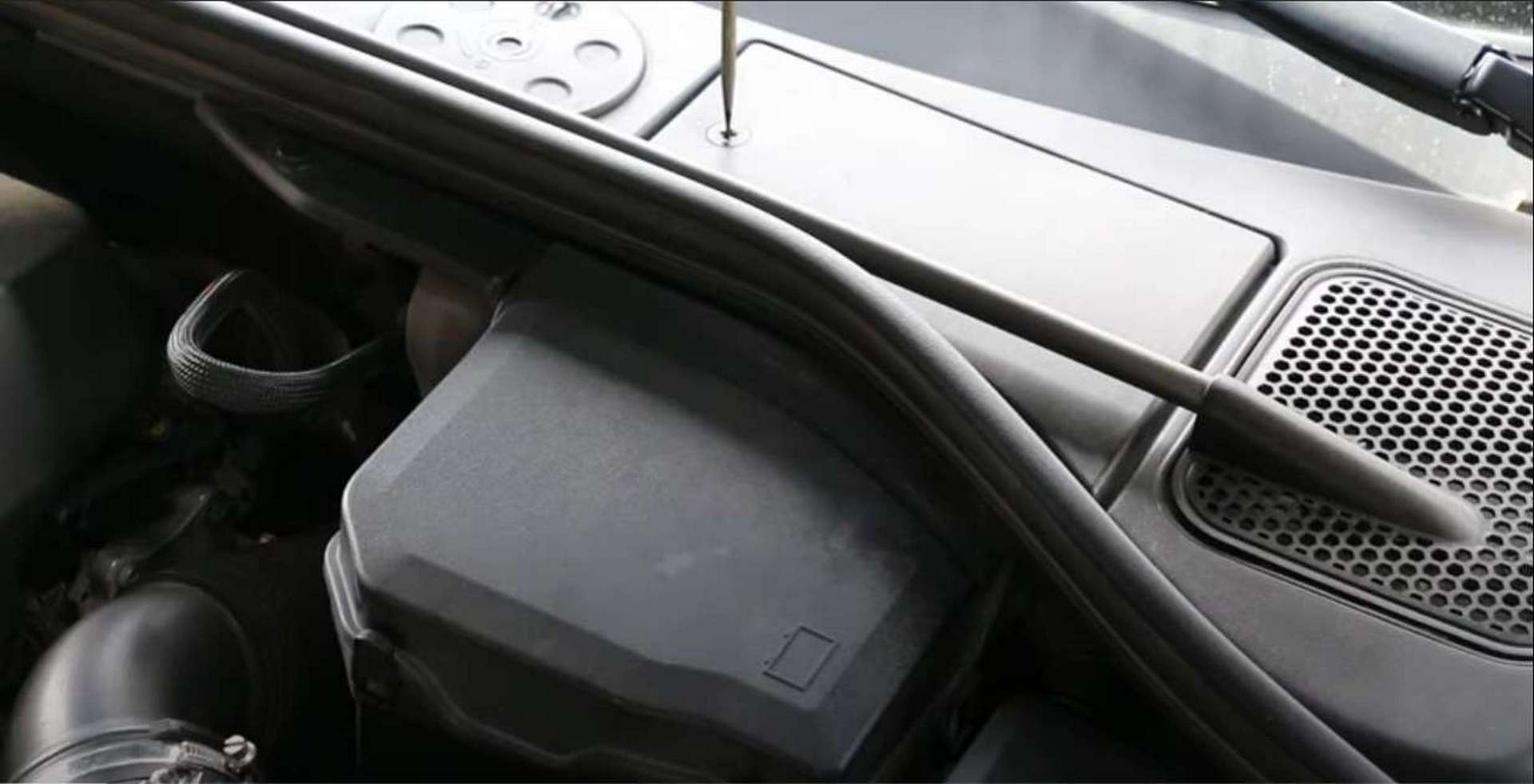 DIY Volvo Cabin Filter battery location