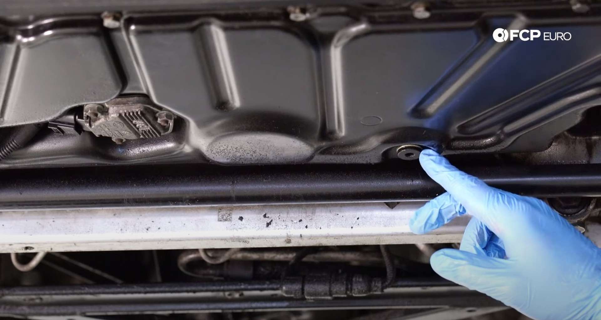 DIY Audi 4.2 V8 Oil Change drain plug location