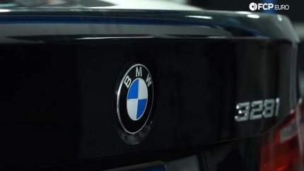How To Replace A BMW Roundel (BMW F30)