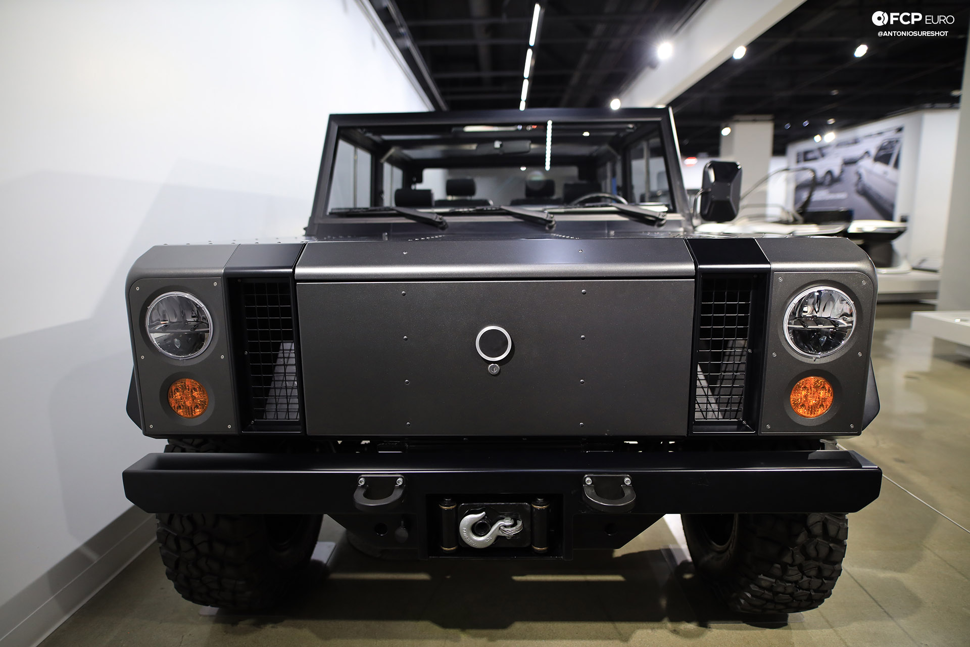Volkswagen VW ID Vizzion Electric Future Petersen Museum Bollinger B1
