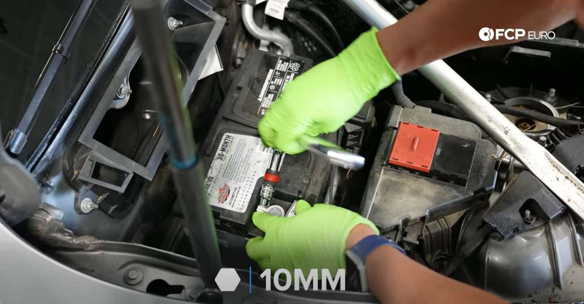 05-DIY-Mercedes-W205-Battery-Replacement_Replacing-Battery