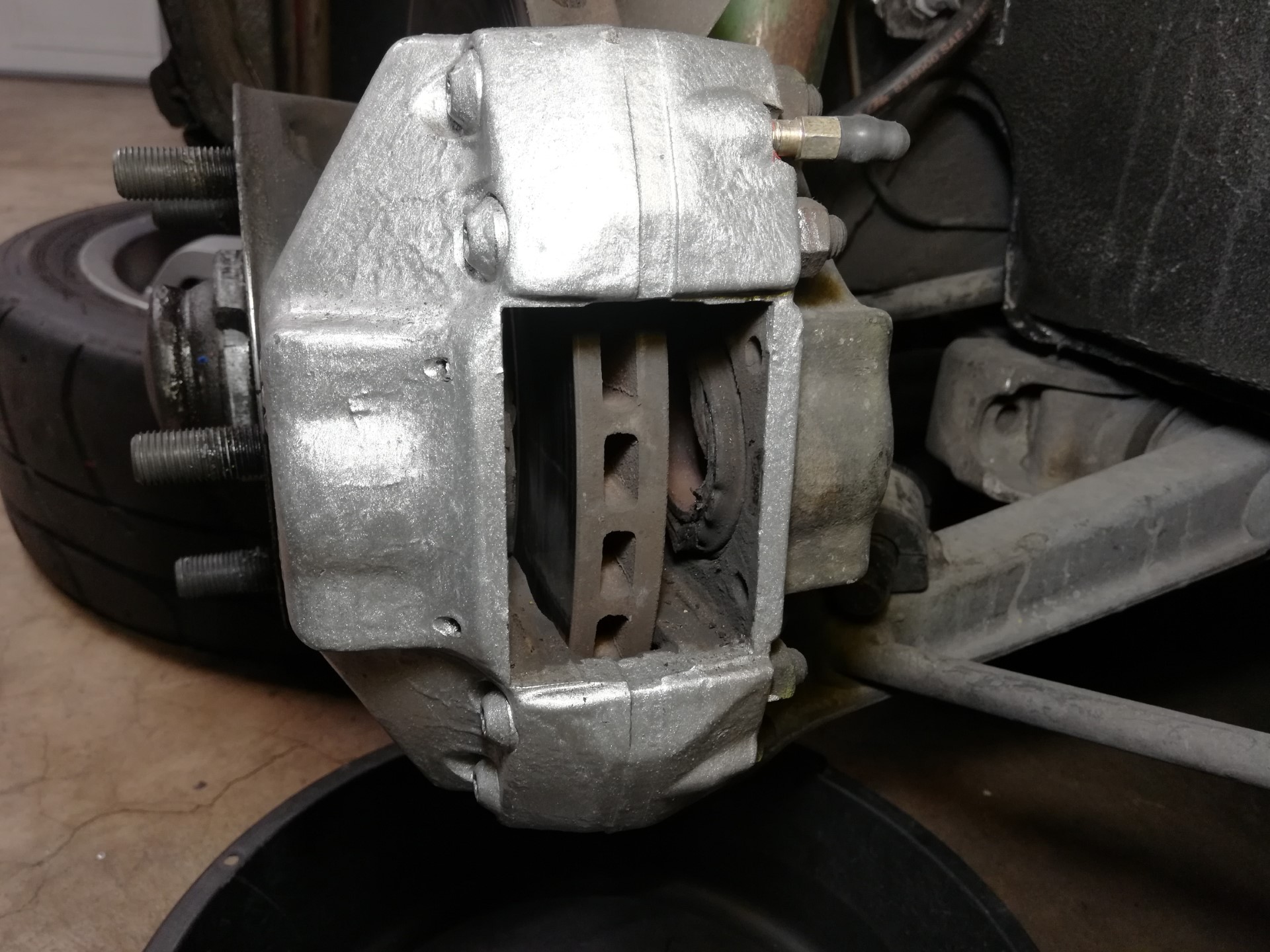 Air-cooled Porsche 911 front brake caliper