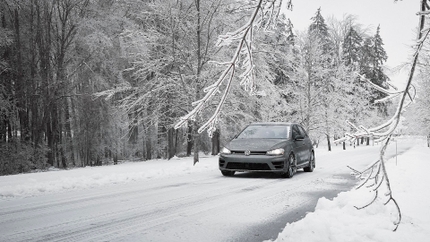 Weekly Wallpaper: Frosty Golf R Edition