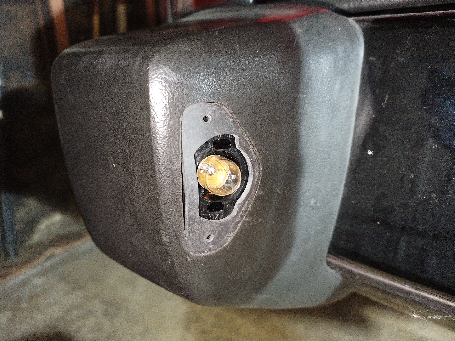 Air-cooled Porsche 911 license plate light