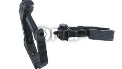 Mercedes CL/S-Class Gas Pedal Replacement (00-02)