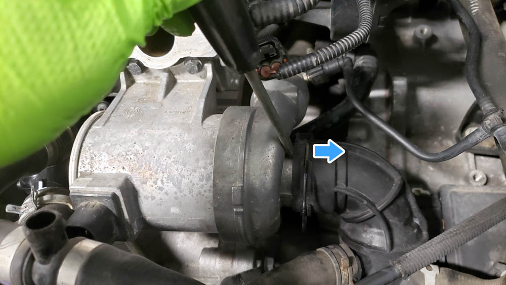 Volvo V60 P3 Water Pump Replacement Coolant Pipe