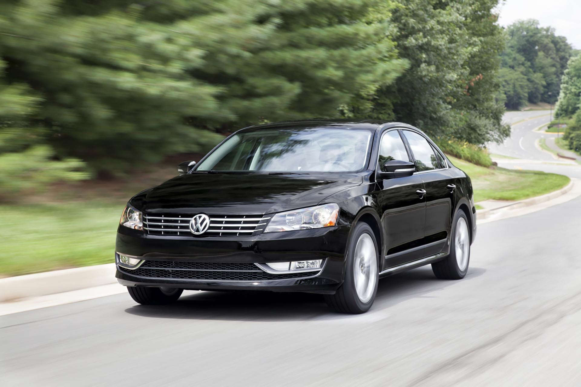 Volkswagen Passat TDI DSG sedan