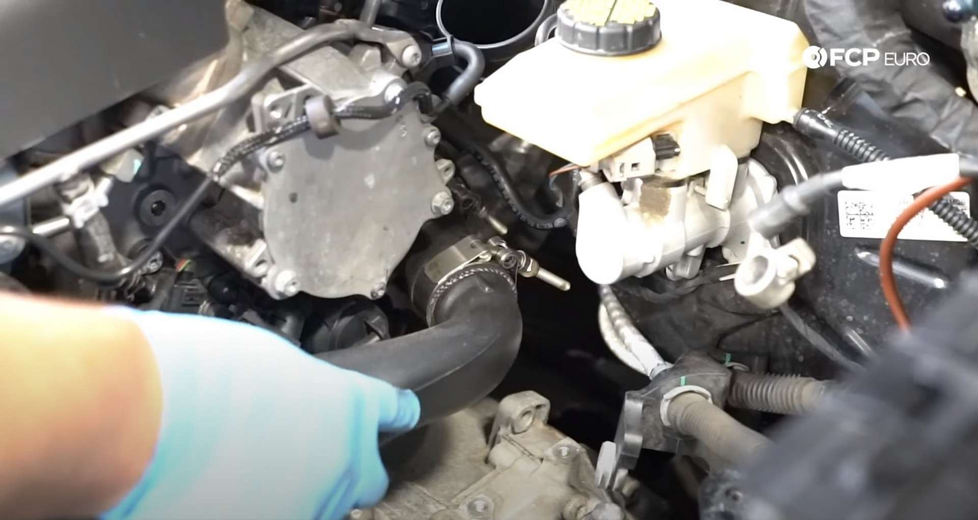 09-DIY_VW_GTI_Clutch-Job-Prepping-Topside-Transmission
