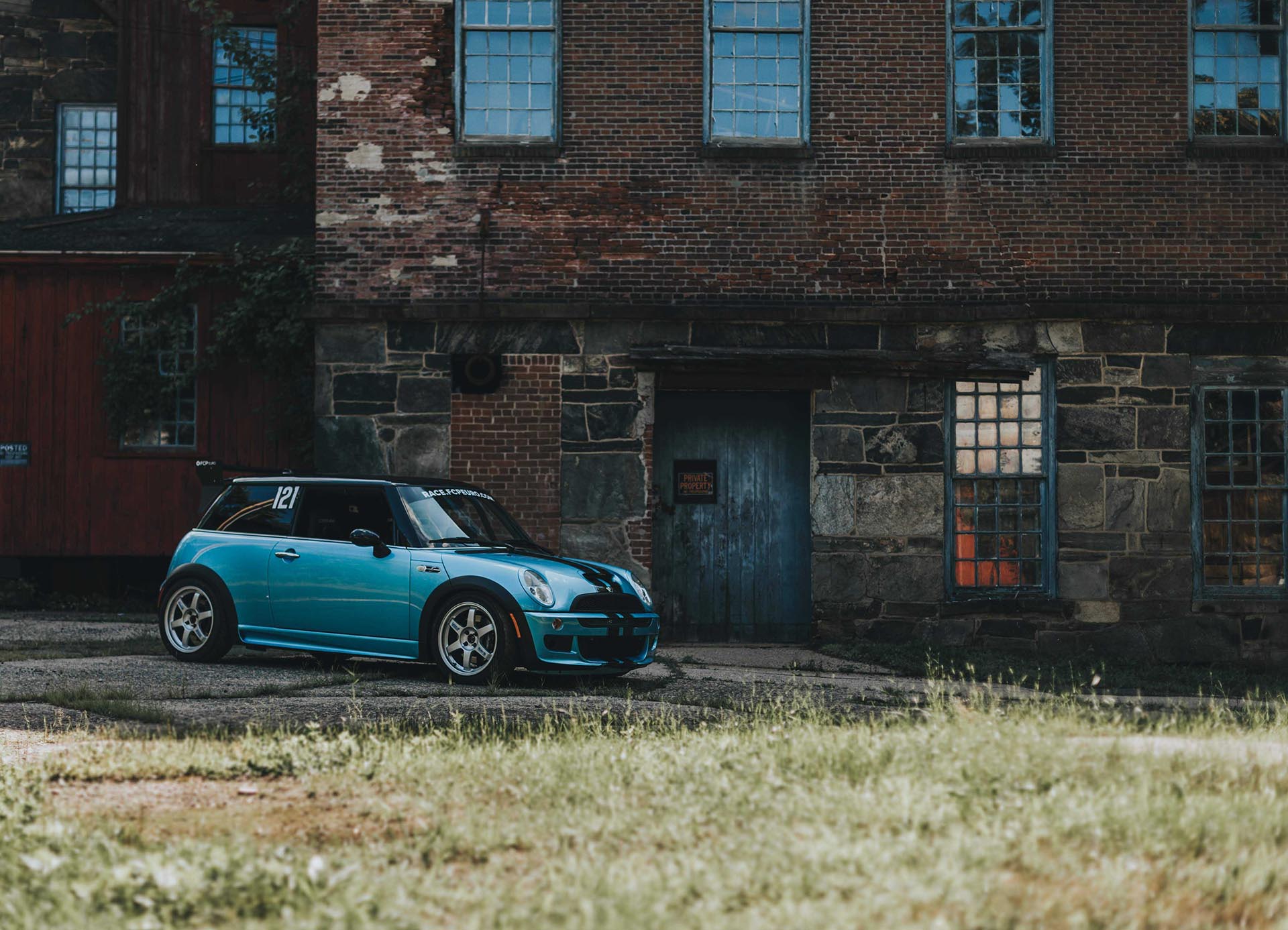 05_MINI Cooper S R52 Electric Blue front