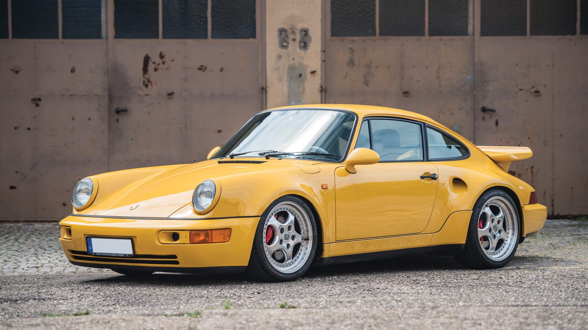 Porsche 911 964 3.3 Leichtbau Yellow