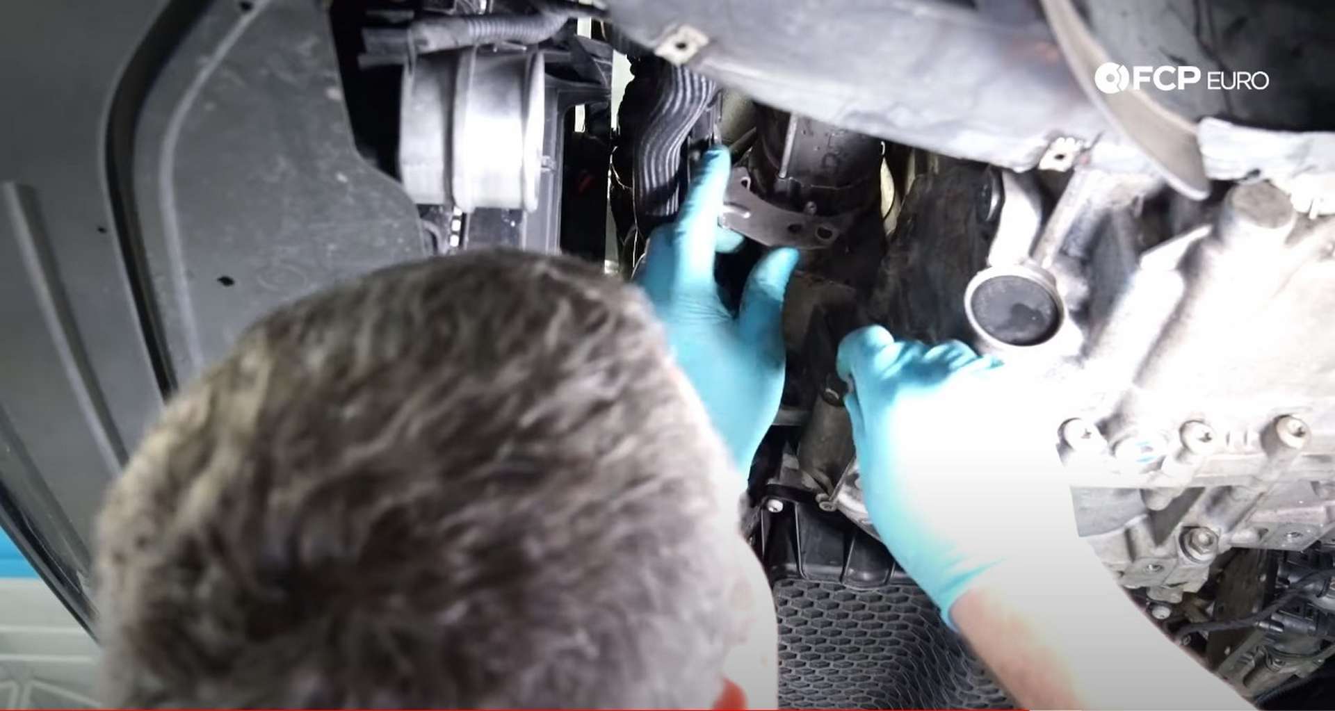62-DIY_VW_GTI_Clutch-Job-Reinstalling-Starter