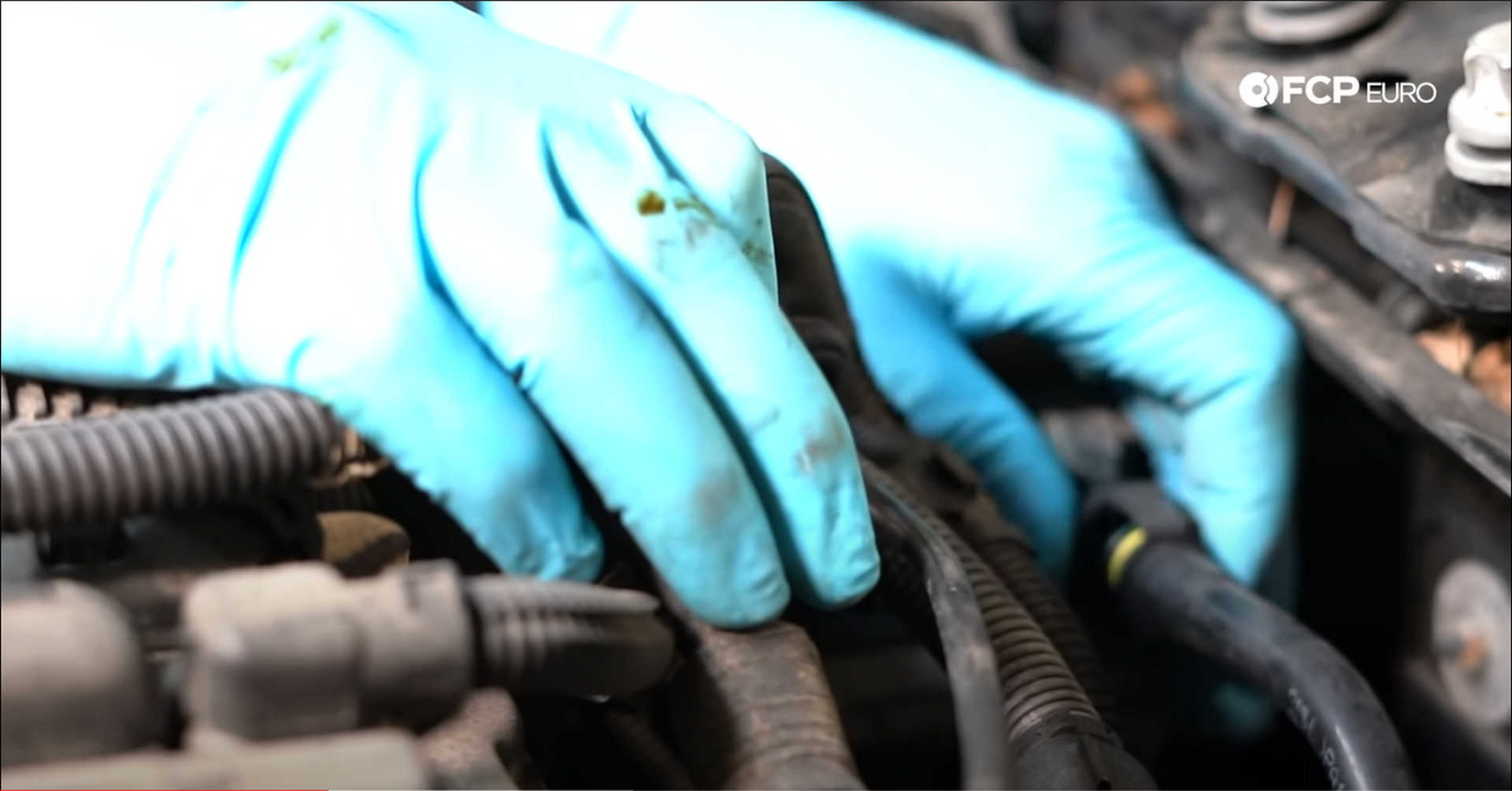 DIY BMW N20 Timing Chain removing the vacuum pump