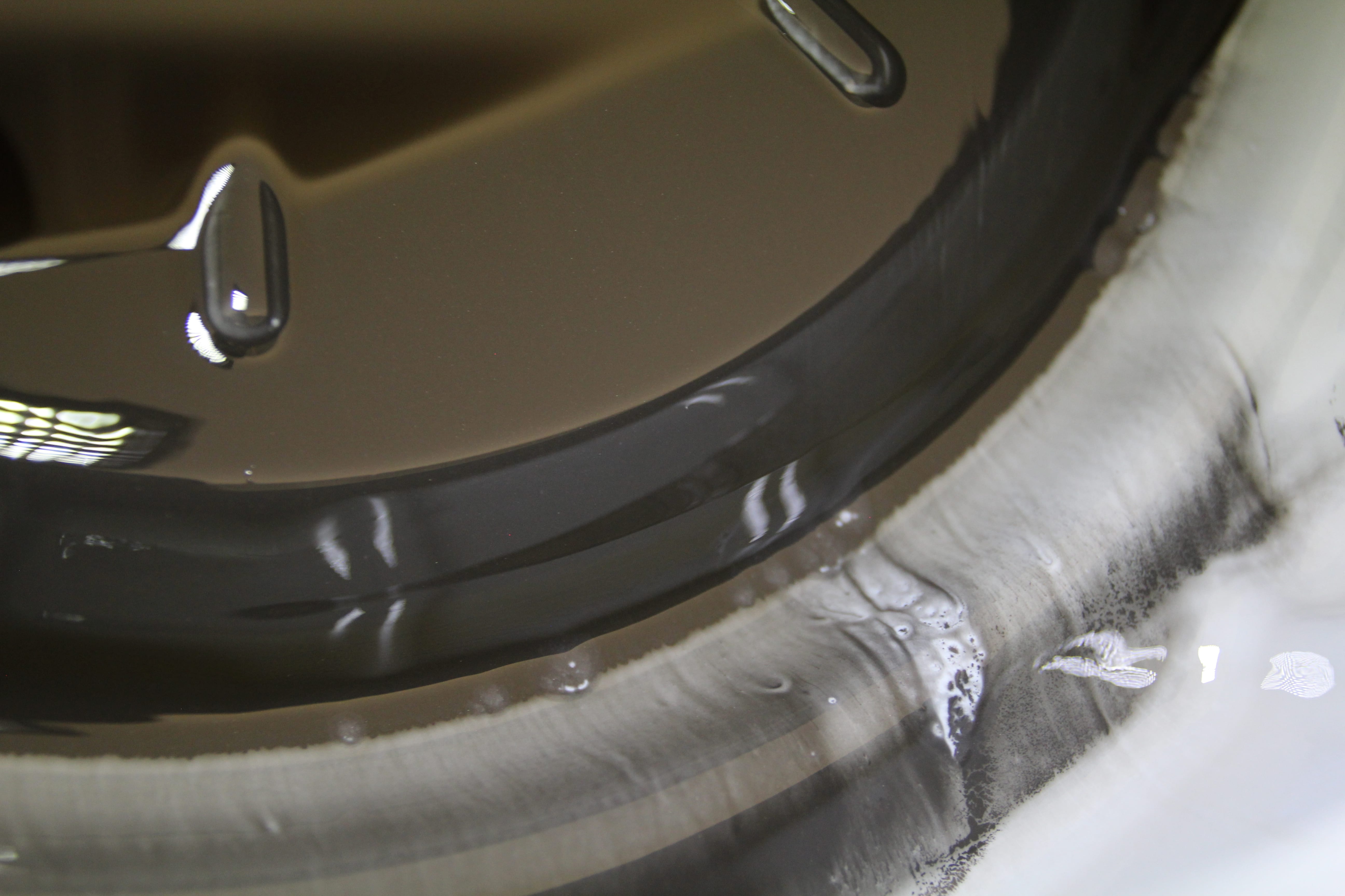 dirty-oil-metallic-paint-bearing-failure-symptoms