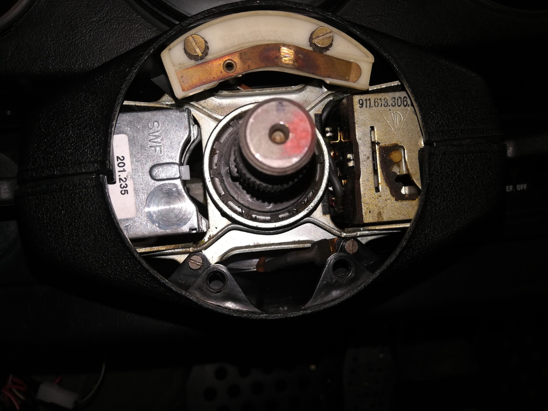 Air-cooled Porsche 911 Turn Signal Switch Installation