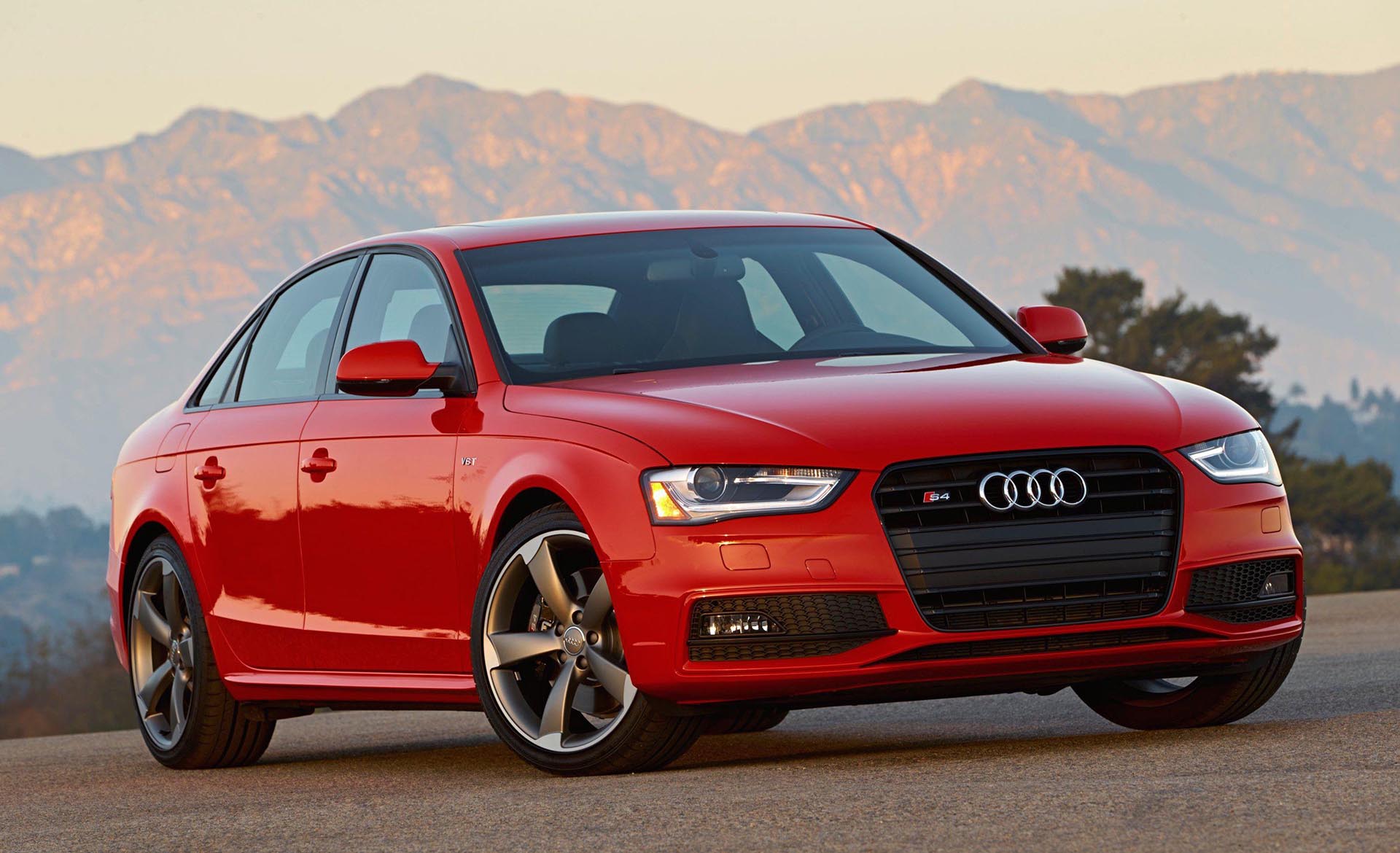 08_Audi B8.5 S4 Front