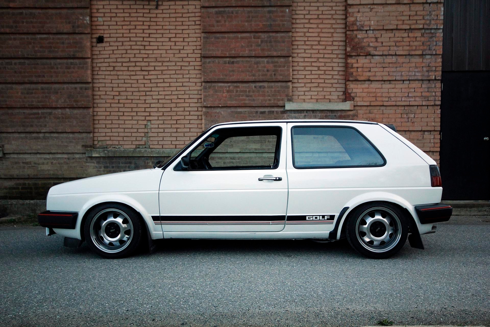 Alpine White Mk2 VW Golf Profile ATS Cups