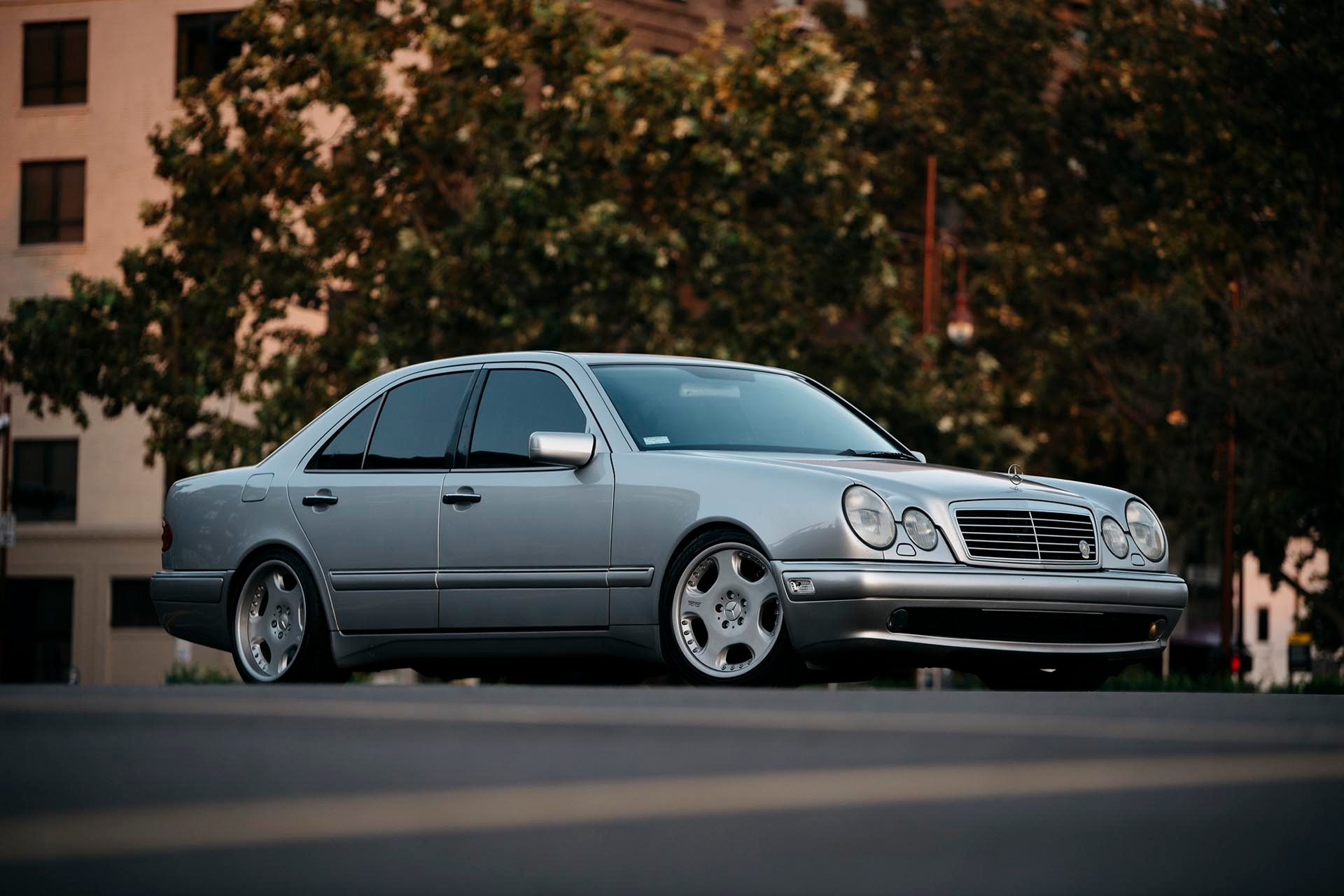 01_Mercedes-Benz E55 AMG manual swapped front profile 02