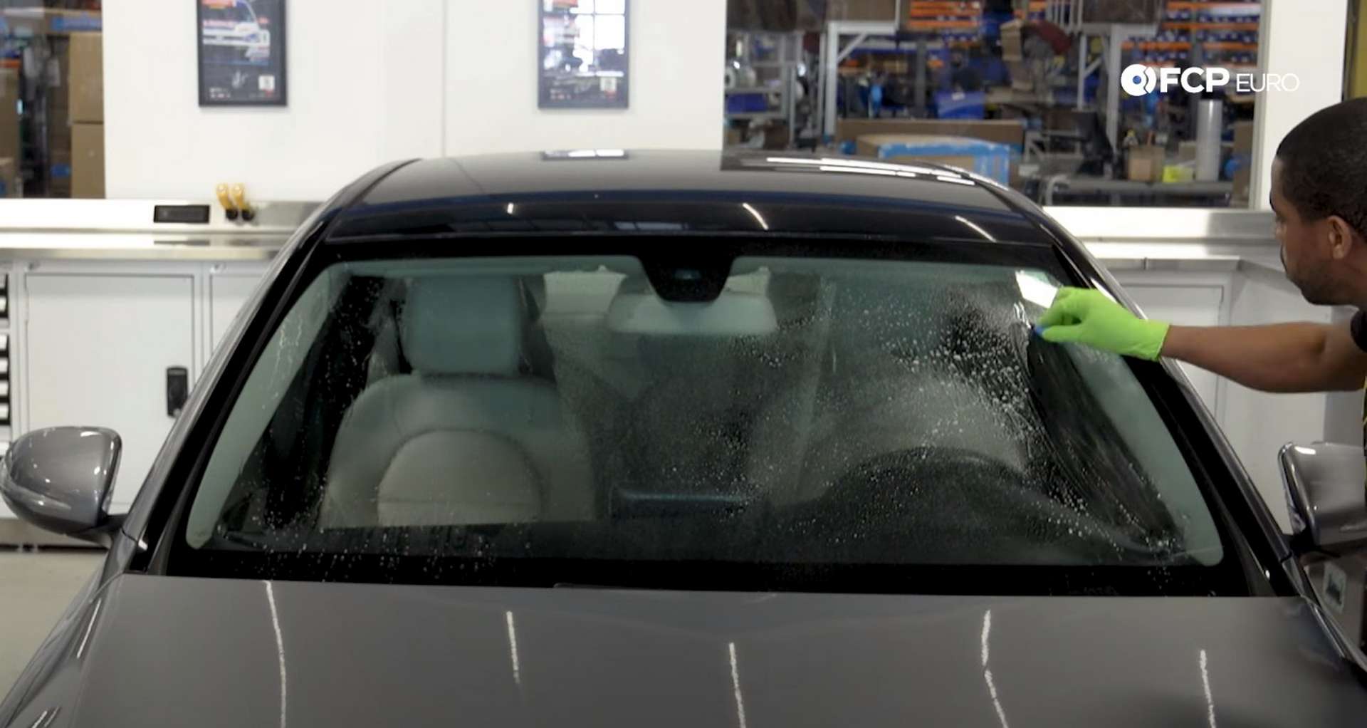 DIY Mercedes-Benz W205 Wiper Blade Replacement claying the glass