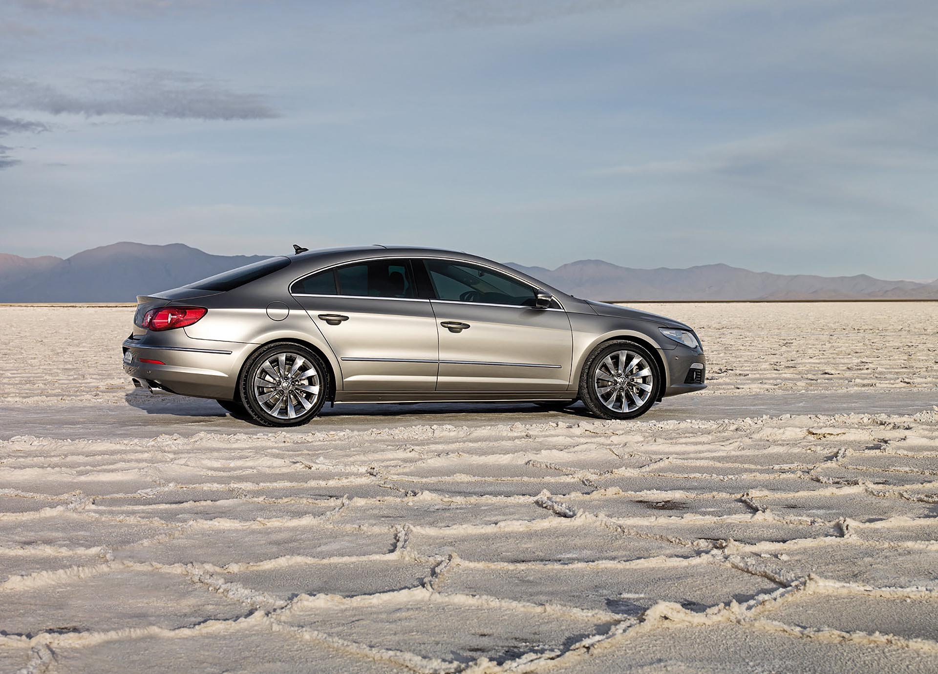 04_Volkswagen CC 2.0t profile