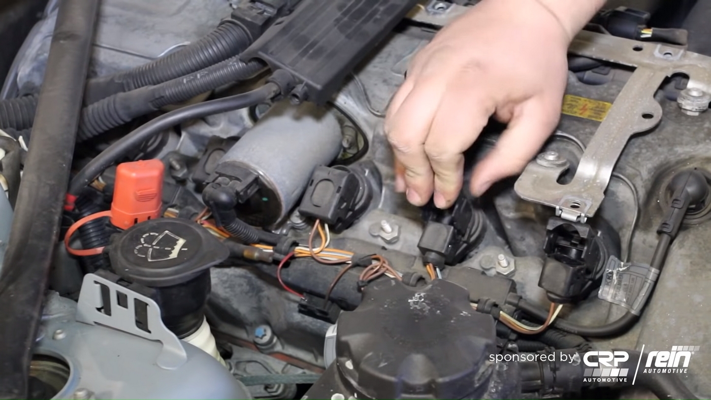 BMW E90 Ignition Coil Removal
