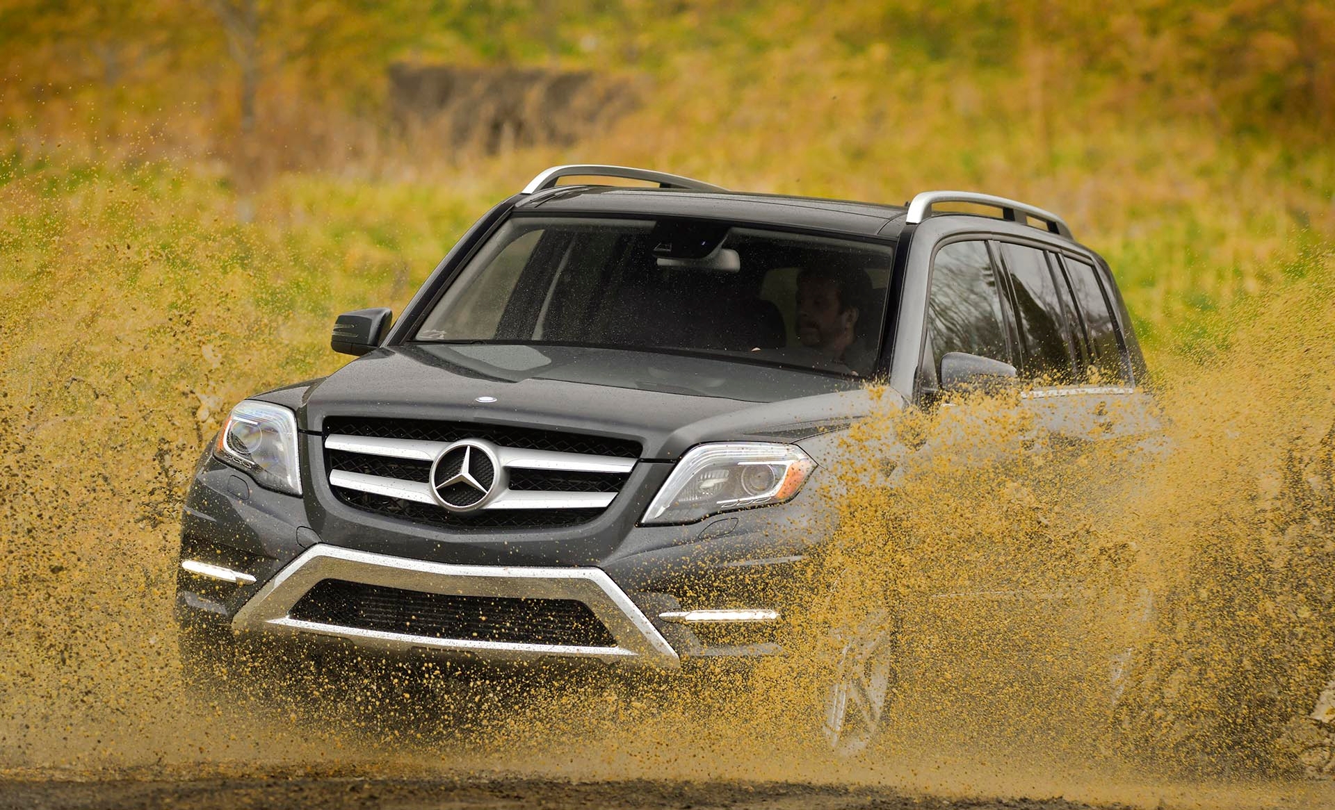 07_Mercedes-BenzGLK250 Bluetec water splash