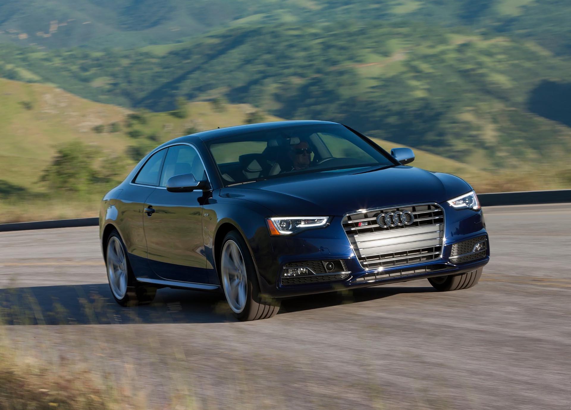 08_Audi S5 3.0t coupe front corner