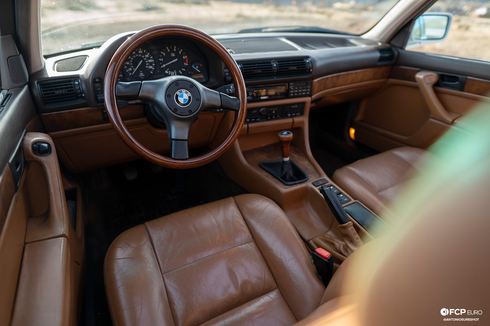 BMW E32 750iL 6 speed A9A02526
