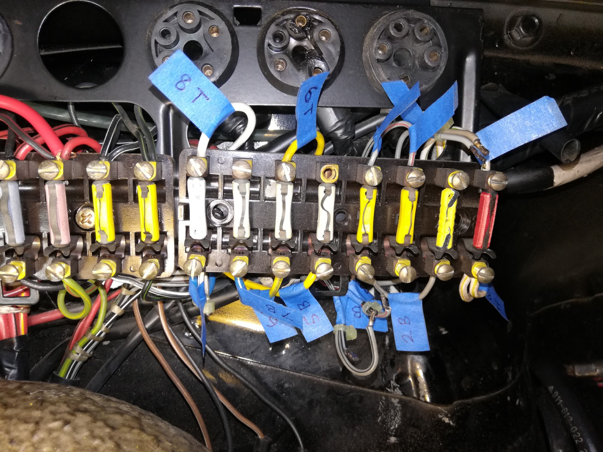 Air-cooled Porsche 911 Fuse Block