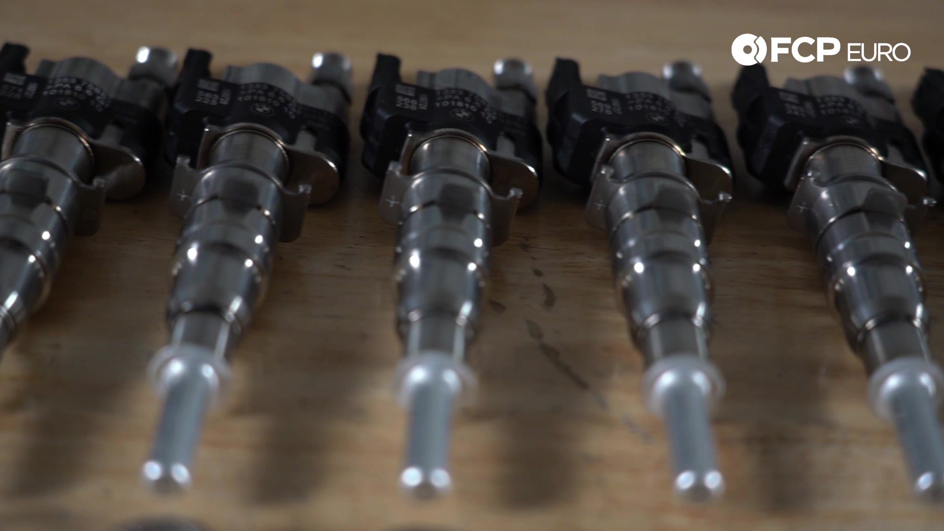 BMW Index 12 Fuel Injector Kit Closeup