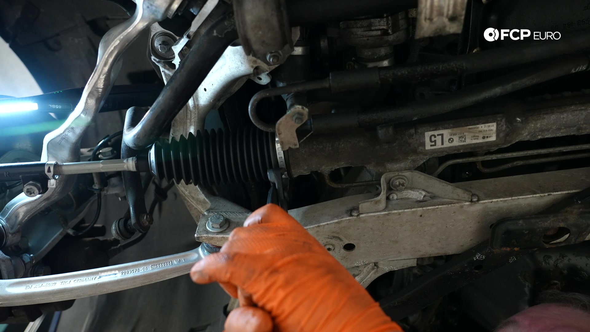 DIY BMW E90 Tie Rod Replacement crimping the clamp