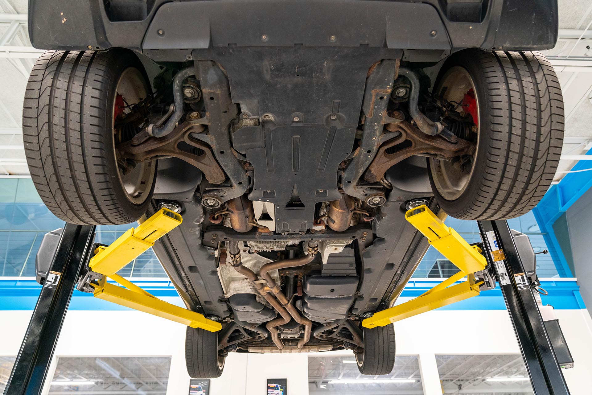 03.5_Porsche Cayenne 957 GTS underbody and suspension