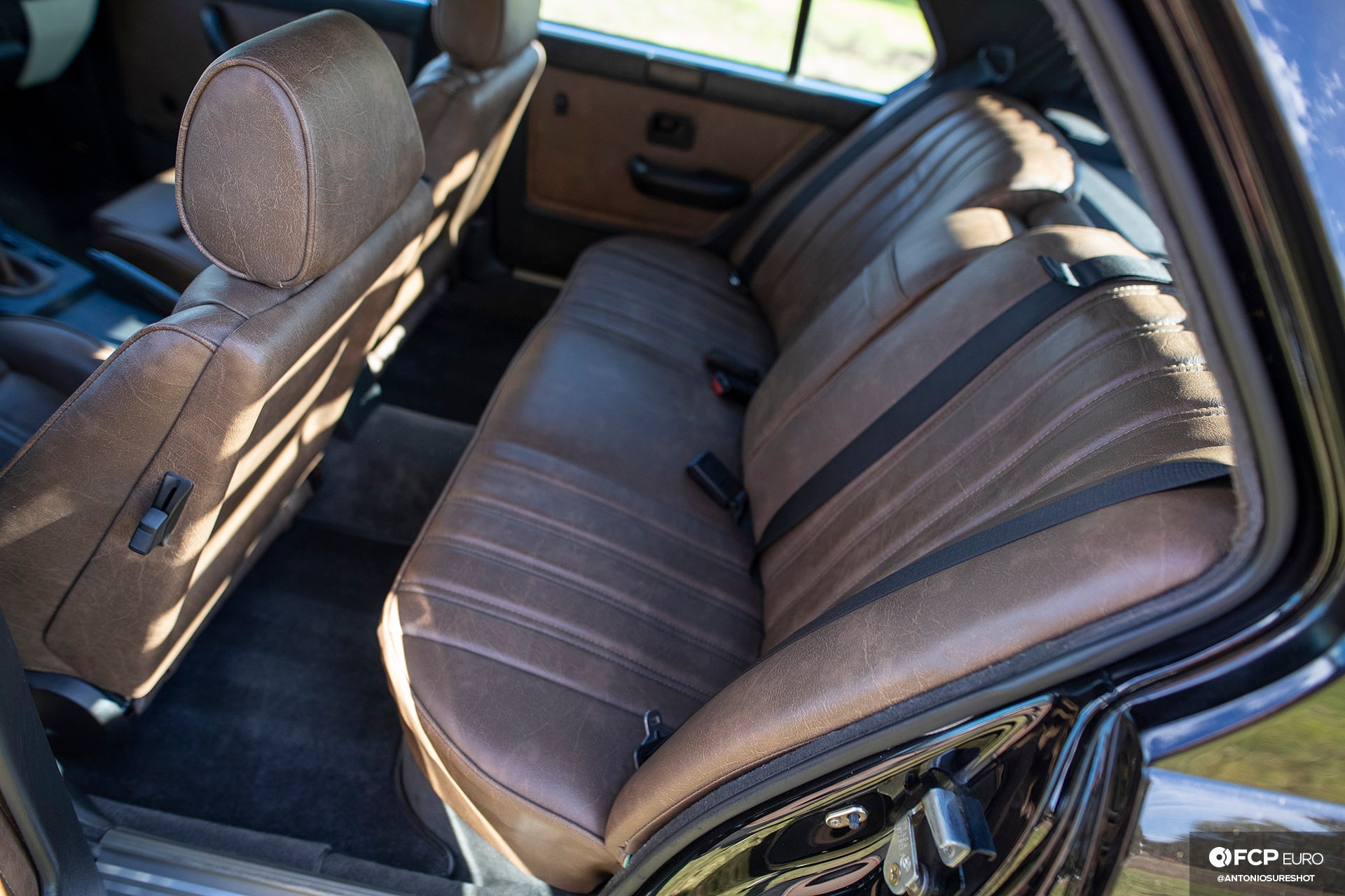 BMW E28 M60B40 V8 Engine Swap 535i Brown Buffalo Back Seats