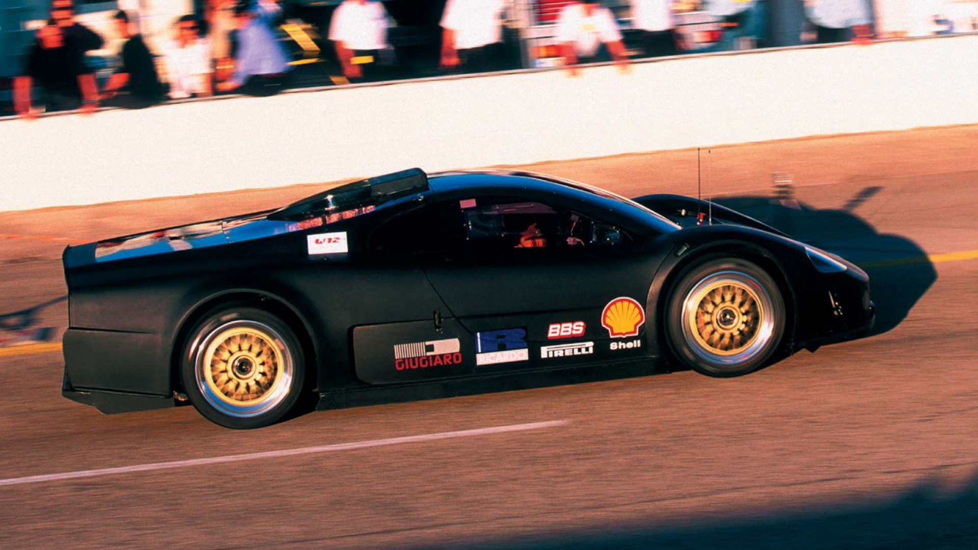 VW-W12-Black-Run-at-Nardo