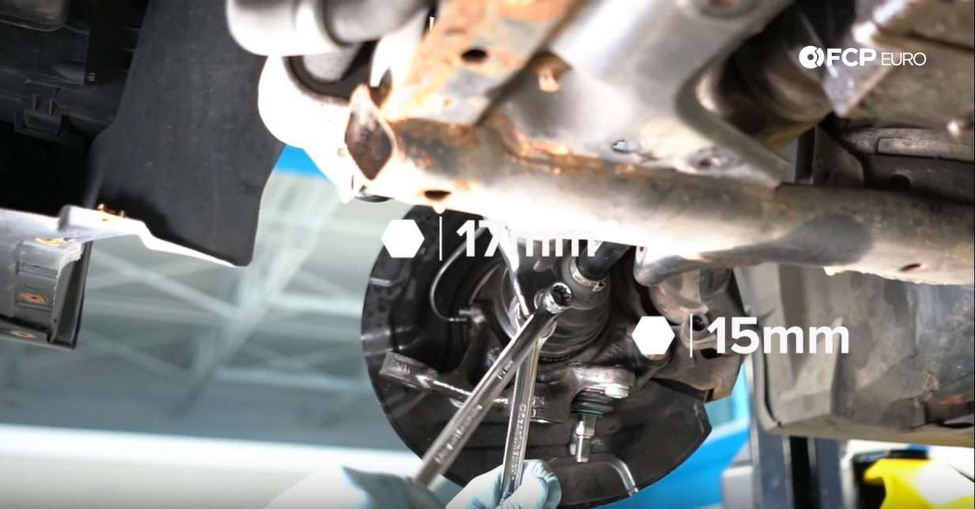 BMW Front Suspension Refresh loosening end link on sway bar