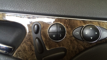 How to Replace a Seat Memory Switch in an E-Class (W211/W219)