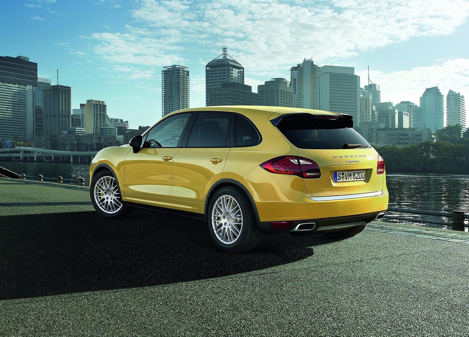 09_Porsche Cayenne S 958.1 rear