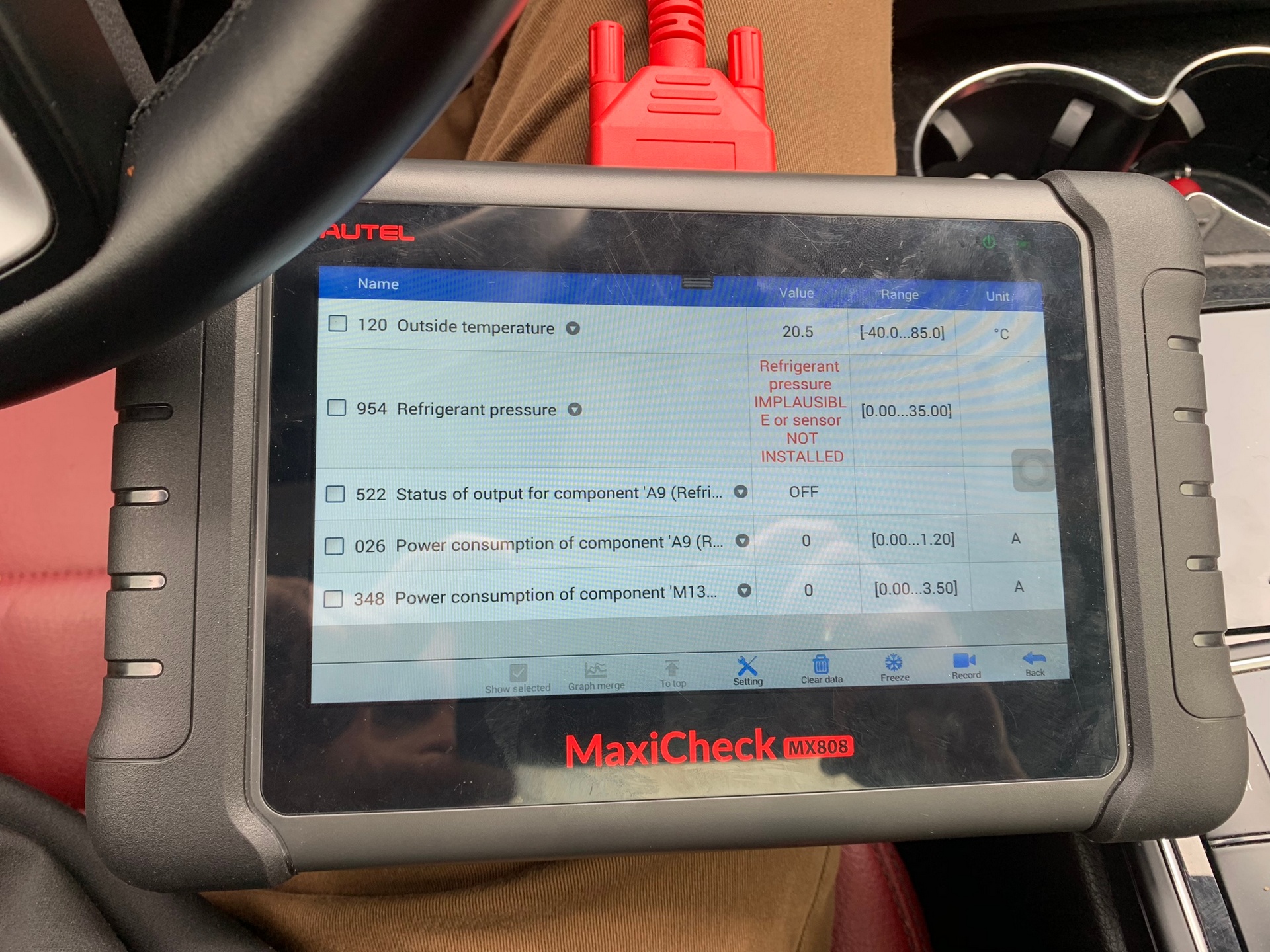 Mercedes W204 A/C Pressure Switch OBDII Scan
