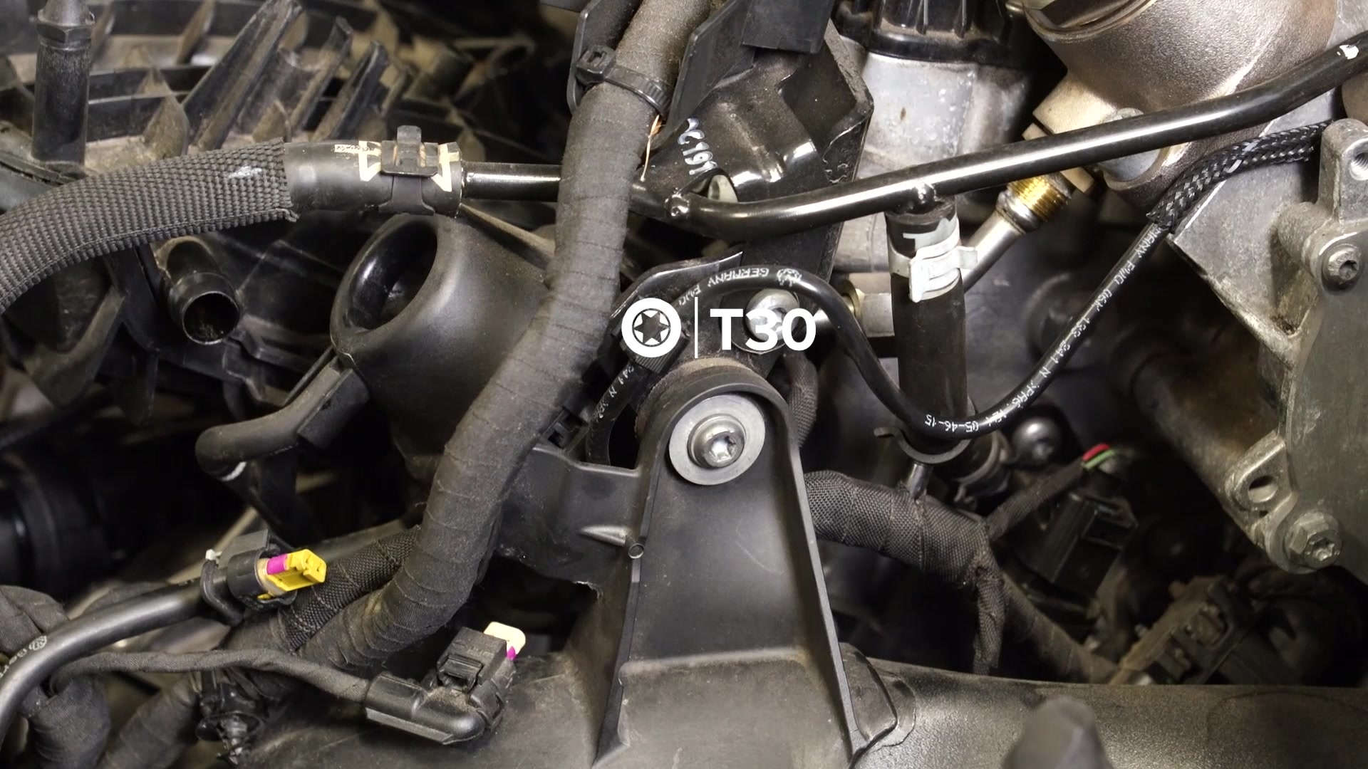 34-vw-mk7-manifold-removal-bracket-t30