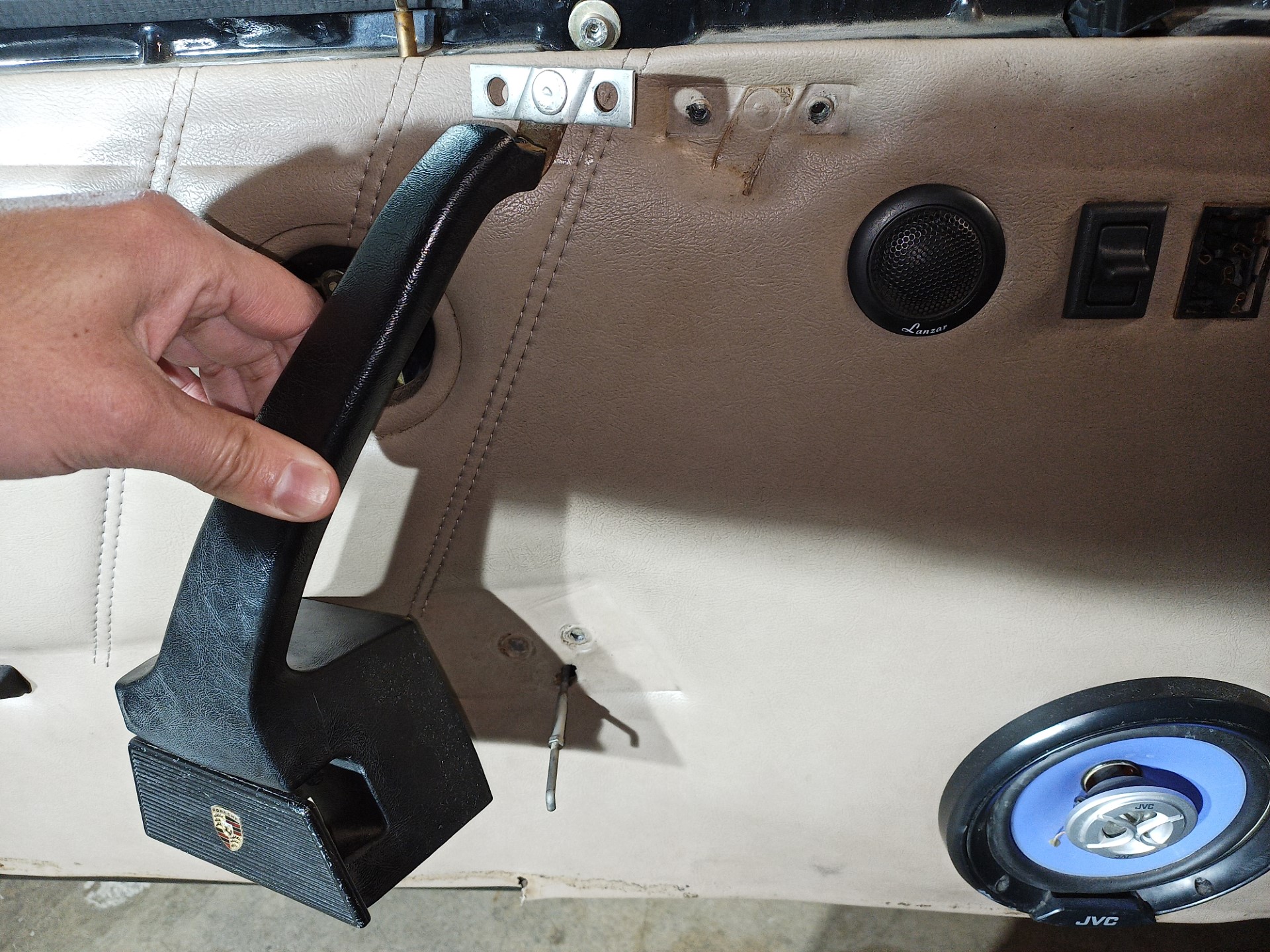 air-cooled porsche 911 release handle removal